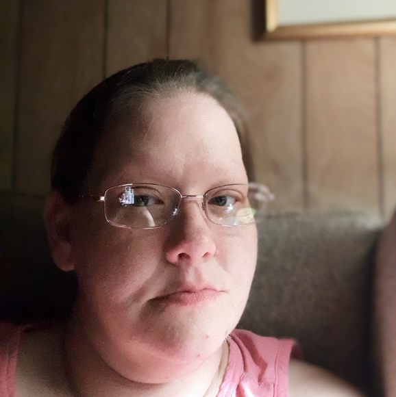 Meet your Posher, Sara - Picture 1 of 1